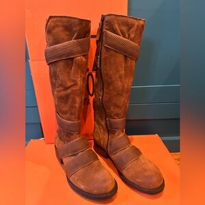 Miz Mooz Suede Nolan Knee High Boots in Hazelnut Size 37